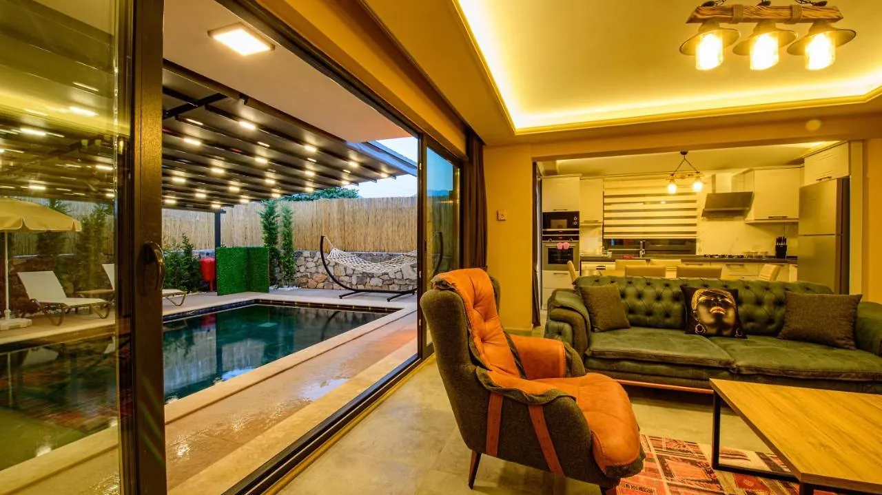 Villa Soeguet 2 - 4 Bedroom With Jacuzzi In Fethiye