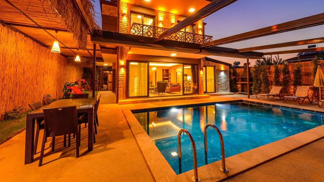 Villa Soeguet 2 - 4 Bedroom With Jacuzzi In Fethiye