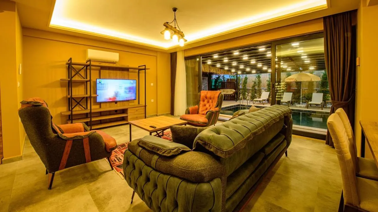 Soeguet 2 - 4 Bedroom With Jacuzzi In Fethiye Turkey