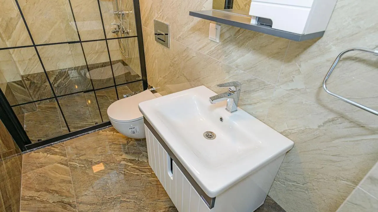 Soeguet 2 - 4 Bedroom With Jacuzzi In Fethiye 0*,