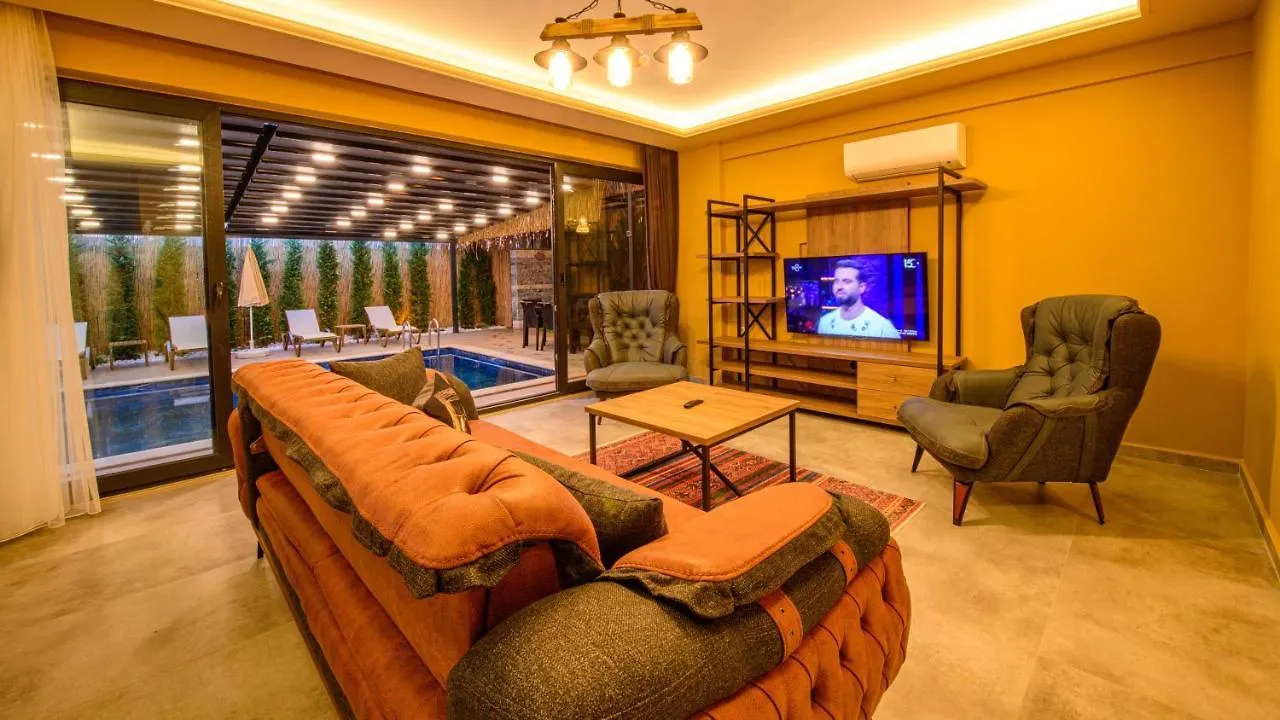 Soeguet 2 - 4 Bedroom With Jacuzzi In Fethiye Turkey